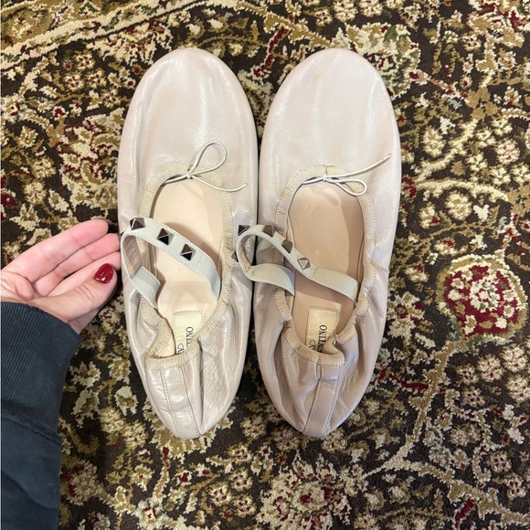 Valentino pale nude spiked ballet flats - Picture 2 of 7